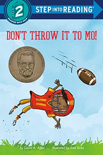 Don't Throw It to Mo! (Step into Reading)  - Paperback