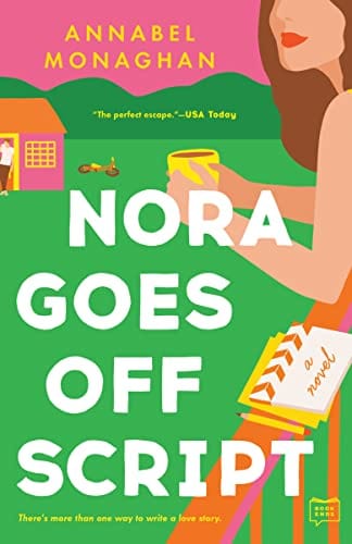 Nora Goes Off Script - Monaghan, Annabel - Paperback